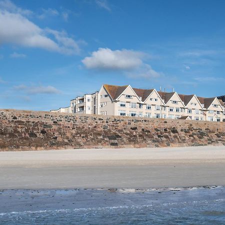 Grand Jersey Hotel And Spa Saint Helier Jersey Εξωτερικό φωτογραφία The beach at Pembrey Sands