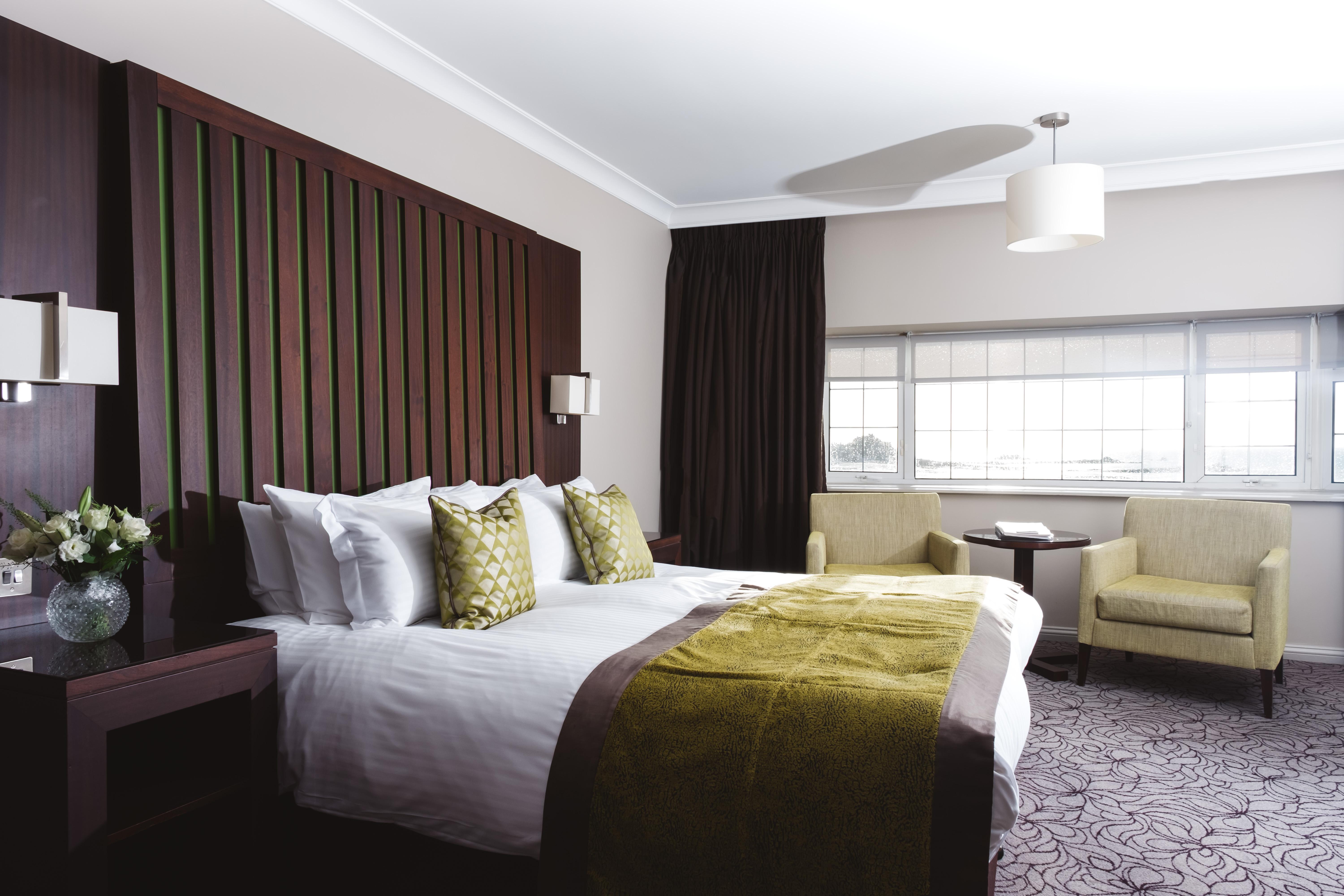 Grand Jersey Hotel And Spa Saint Helier Jersey Εξωτερικό φωτογραφία A bedroom at the hotel