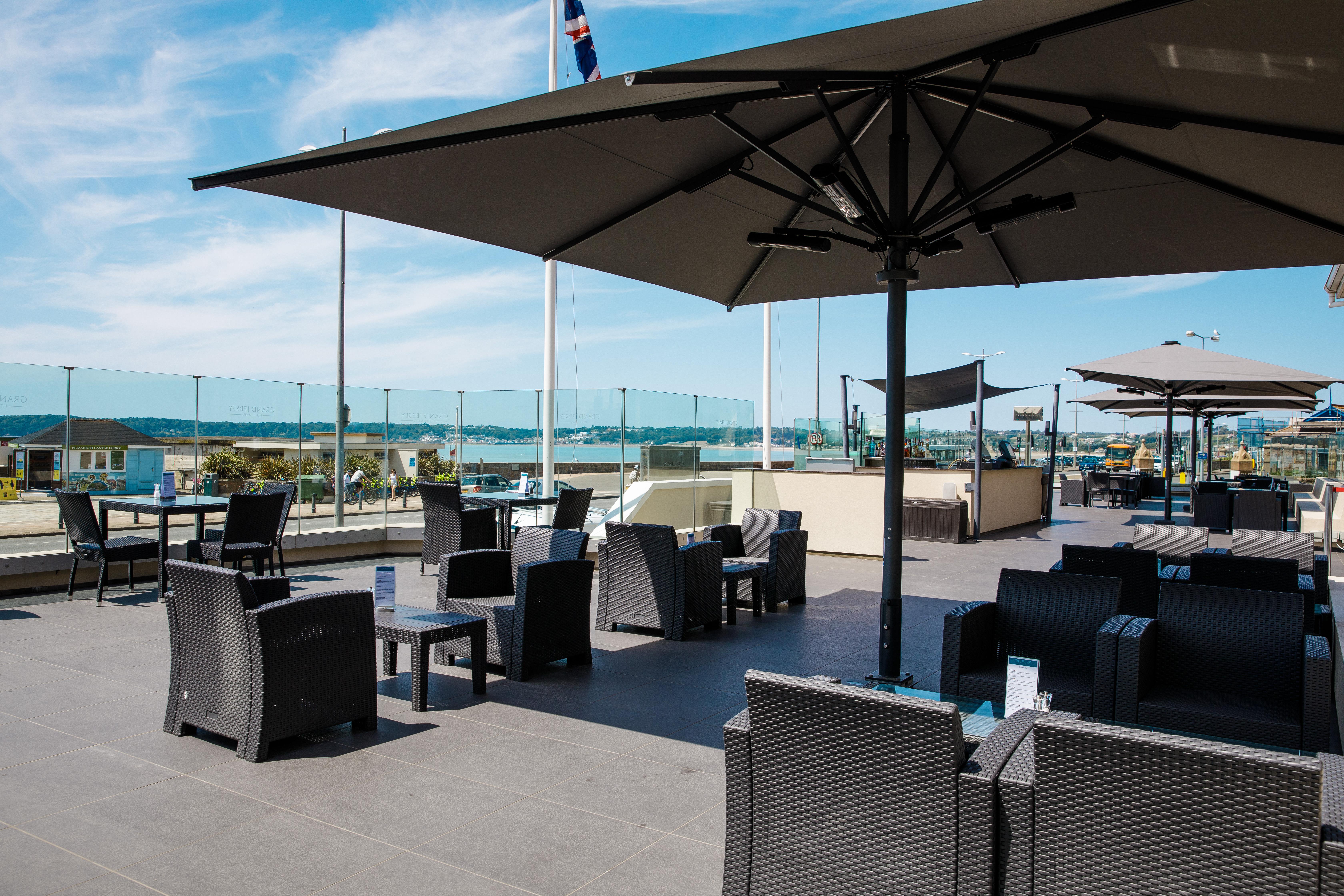 Grand Jersey Hotel And Spa Saint Helier Jersey Εξωτερικό φωτογραφία The rooftop lounge at the hotel