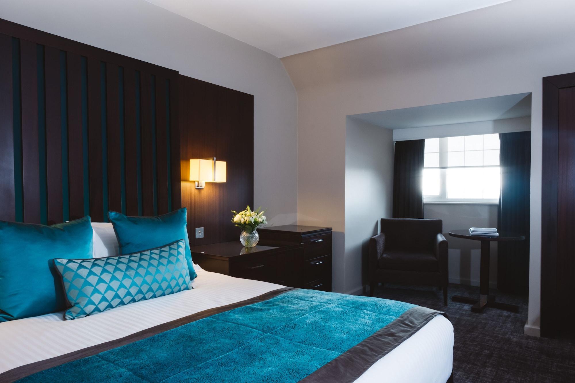 Grand Jersey Hotel And Spa Saint Helier Jersey Εξωτερικό φωτογραφία A bedroom at the hotel