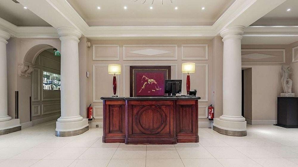 Grand Jersey Hotel And Spa Saint Helier Jersey Εξωτερικό φωτογραφία The hotel's reception