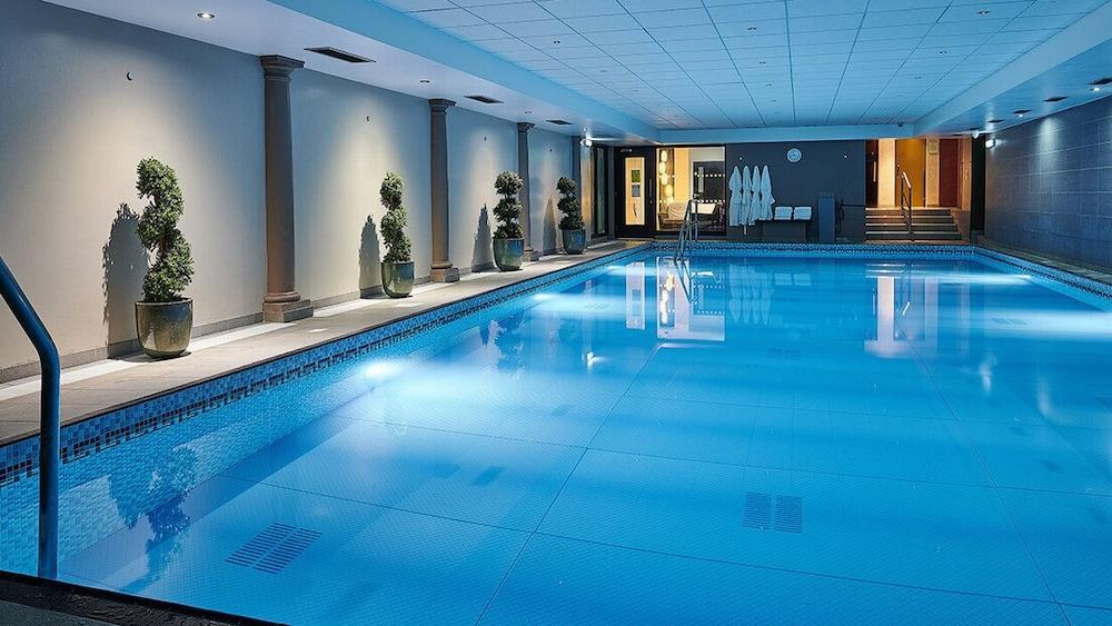 Grand Jersey Hotel And Spa Saint Helier Jersey Εξωτερικό φωτογραφία The swimming pool at the hotel